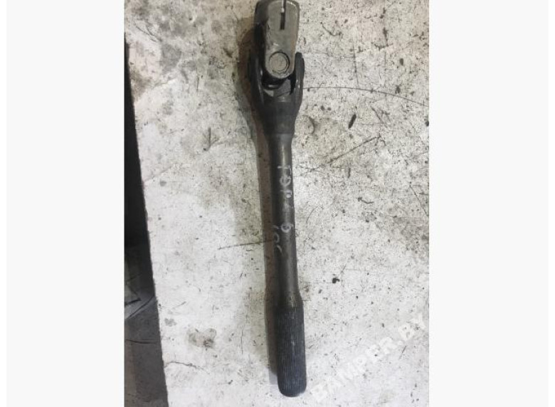 Рулевой карданчик к Volkswagen Golf, 2009г.