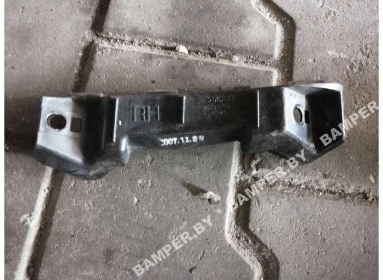 Кронштейн крепления бампера к Kia Ceed, 2007г.