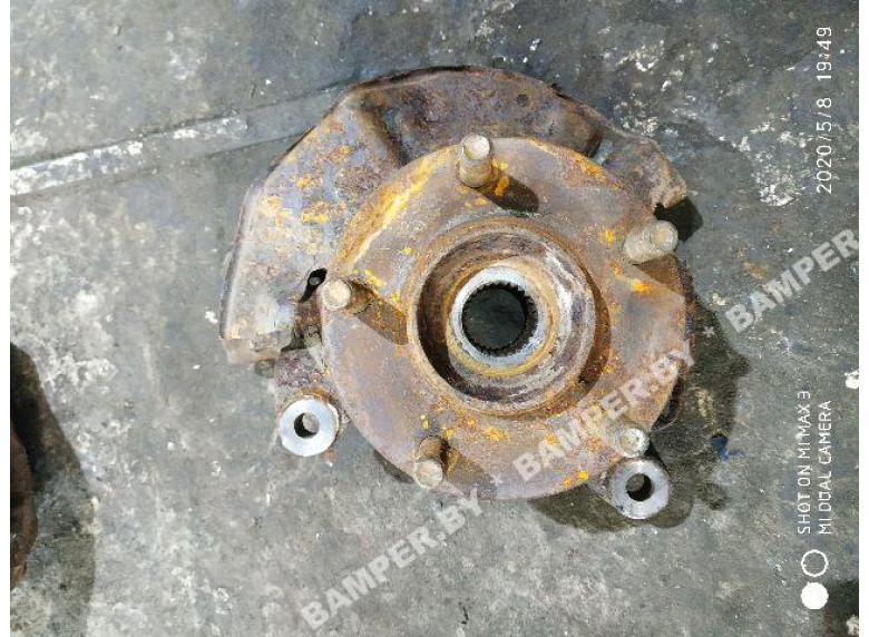 Ступица передняя левая к Mazda Xedos 6, 1998г.