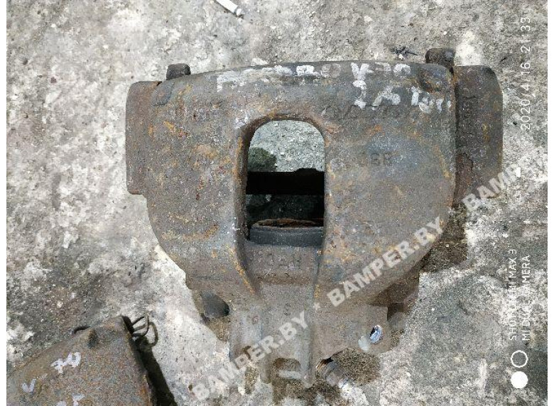 Суппорт передний правый к Volvo V70, 2003г.
