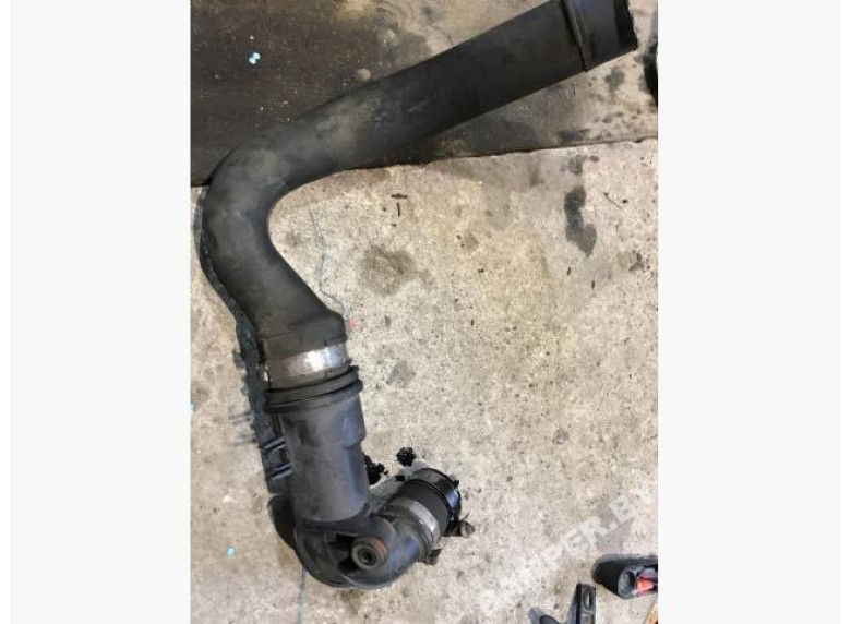 Патрубок интеркулера к Renault Kangoo, 2005г.