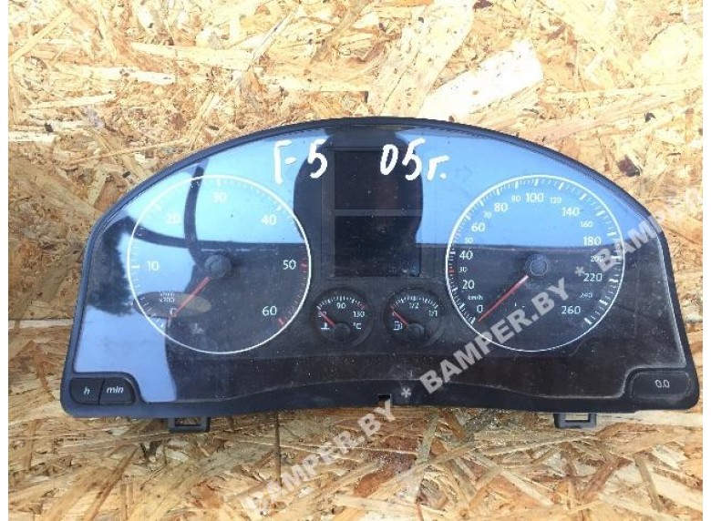 Щиток приборов (приборная панель) к Volkswagen Golf