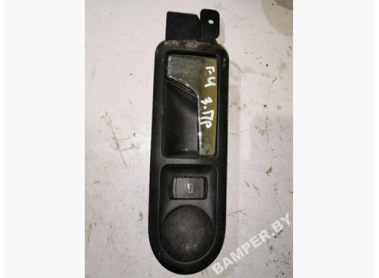 Ручка внутренняя задняя правая к Volkswagen Golf, 2000г.