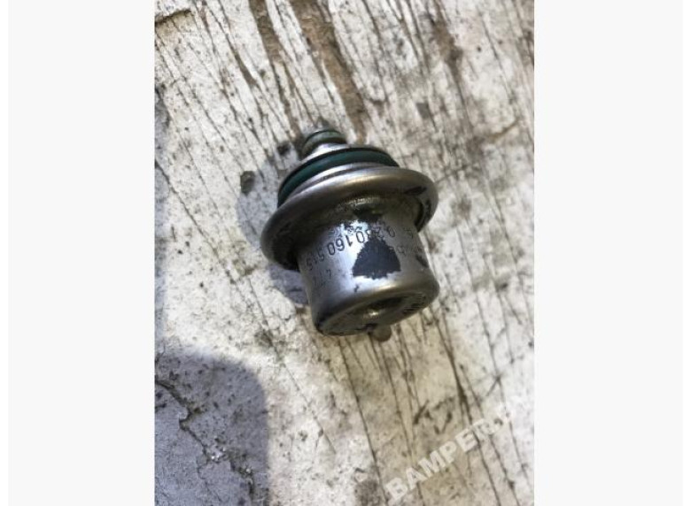 Регулятор давления топлива к Peugeot 605, 1993г.