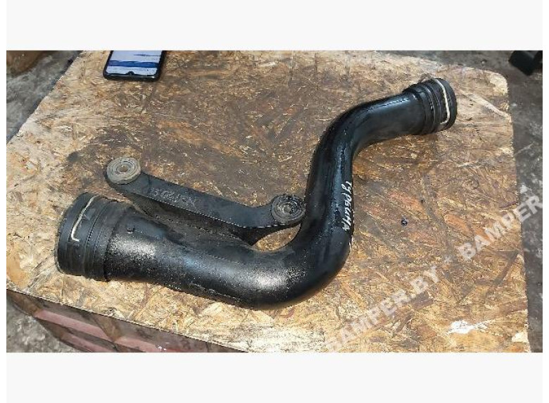 Патрубок интеркулера к Volkswagen Golf, 2005г.