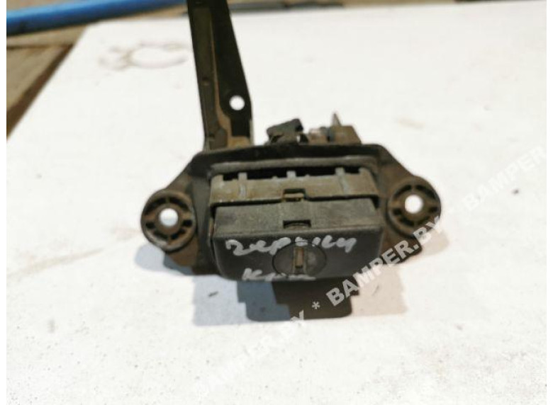 Кнопка открытия багажника к Jeep Grand Cherokee, 2002г.