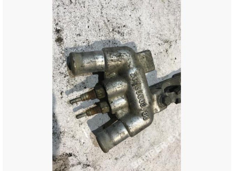 Подогреватель охлаждающей жидкости (антифриза) к Volvo V40, 2002г.