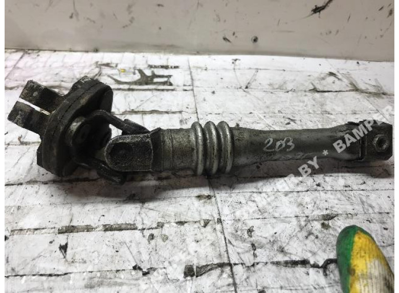 Рулевой карданчик к Mercedes C W203, 2003г.