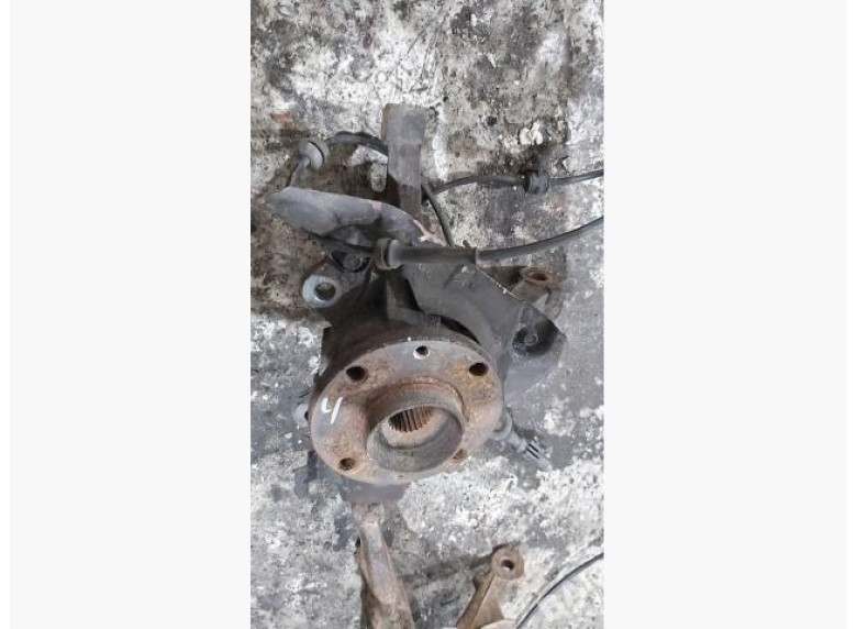 Ступица передняя левая к Fiat Stilo