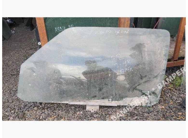 Стекло двери передней левой к Volkswagen Golf, 1990г.