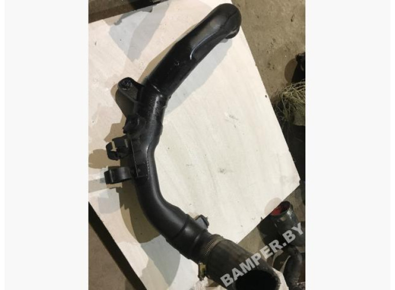 Патрубок интеркулера к Volkswagen Golf, 2010г.