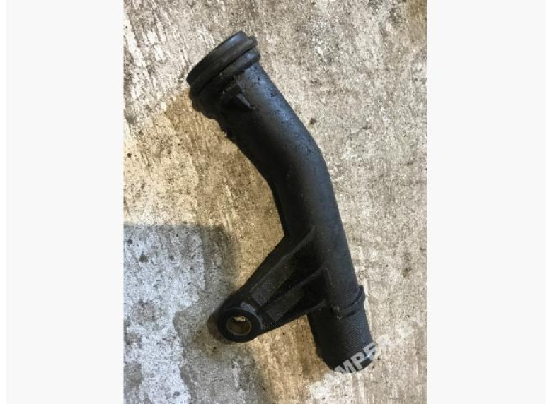 Трубка охлаждающей жидкости пластиковая к Renault Kangoo, 2003г.