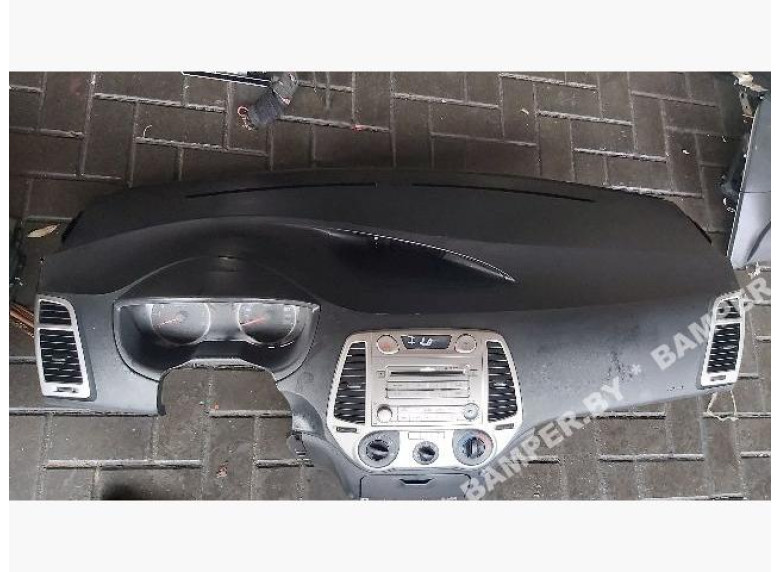 Панель передняя салона (торпедо) к Hyundai i20, 2009г.