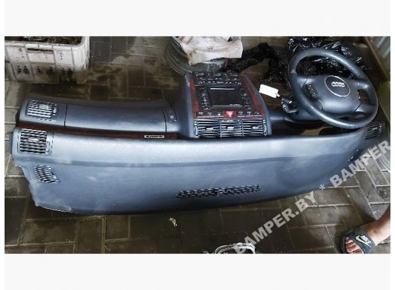 Панель передняя салона (торпедо) к Audi A8