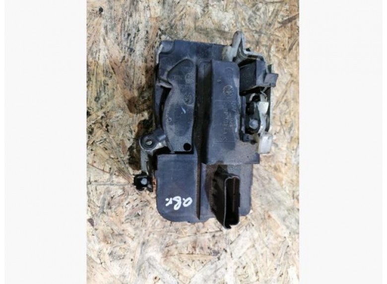 Замок двери передней левой к Citroen Berlingo