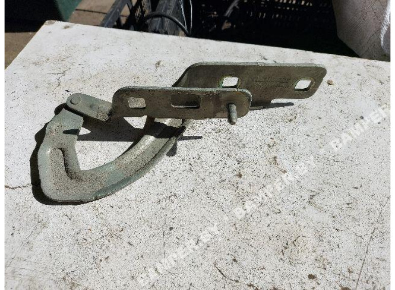 Петля капота левая к Renault Megane, 1996г.