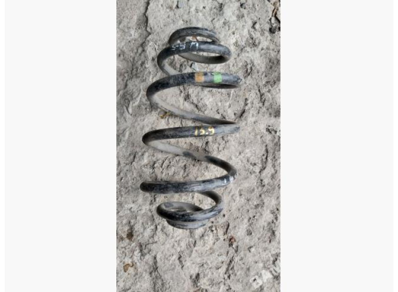 Пружина задняя к Volkswagen Passat, 1998г.