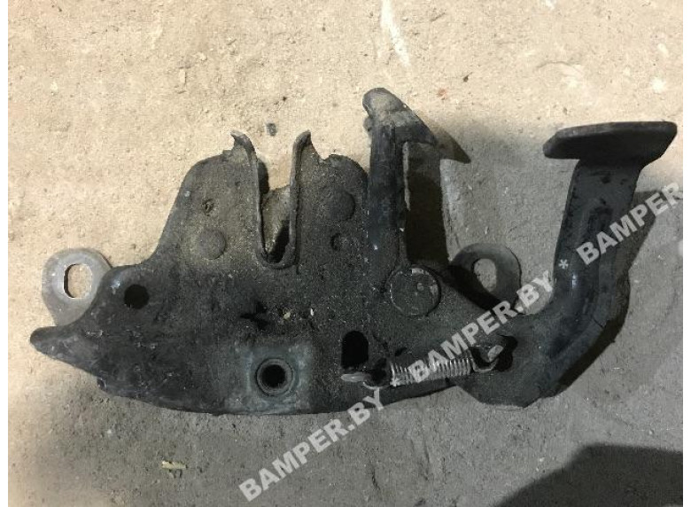 Замок капота к Nissan Almera Tino, 2003г.