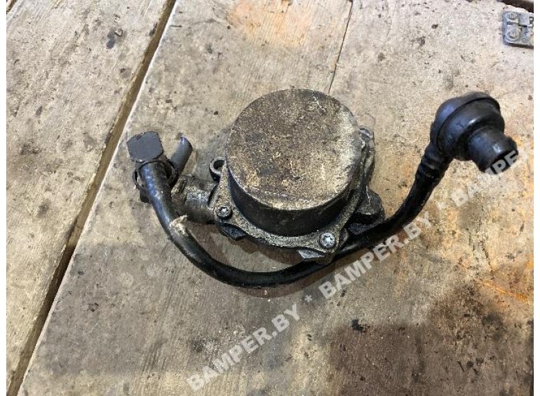 Насос вакуумный к Renault Trafic