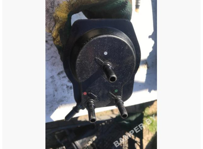 Корпус топливного фильтра к Renault Megane, 2005г.