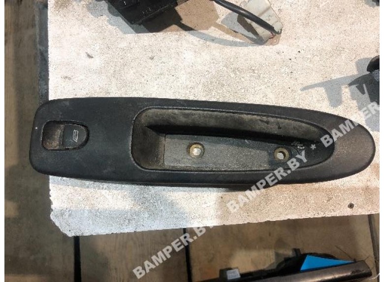 Кнопка стеклоподъемника к Alfa Romeo 156