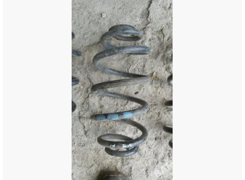 Пружина задняя к Volkswagen Passat, 1998г.