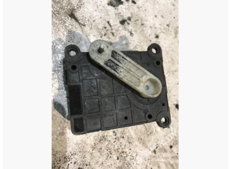 Моторчик заслонки печки к Kia Spectra