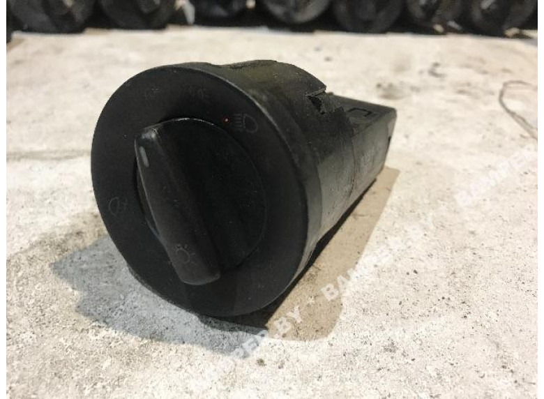 Переключатель света к Volkswagen Golf, 2001г.