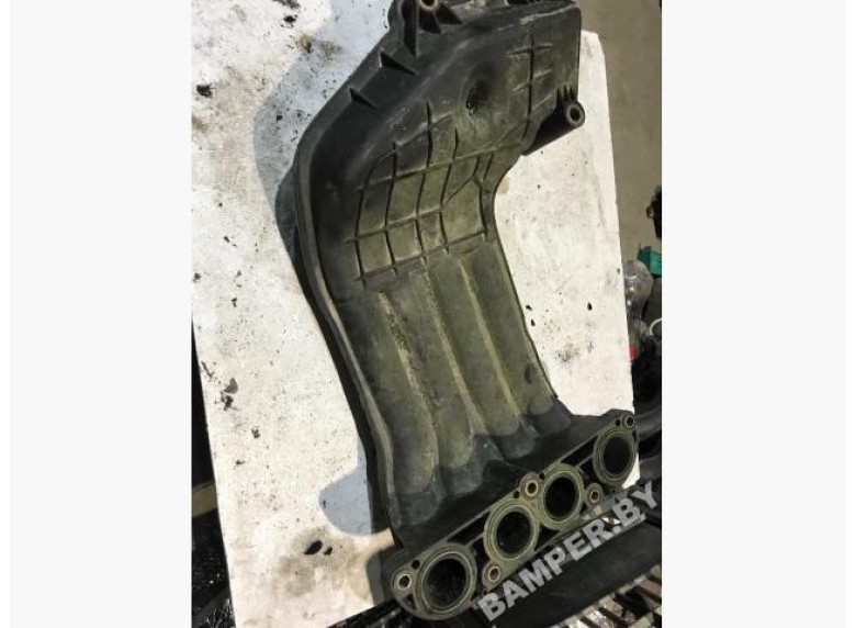 Коллектор впускной к Volkswagen Golf, 1998г.