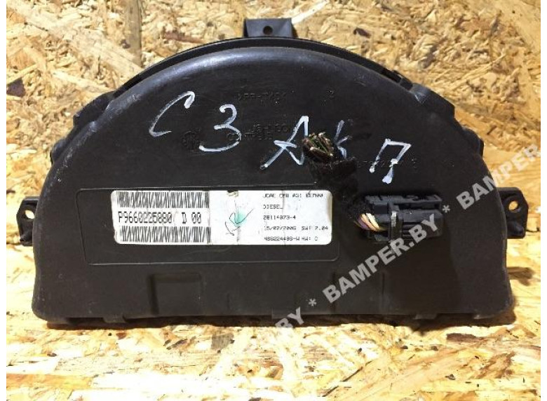 Щиток приборов (приборная панель) к Citroen C3, 2006г.