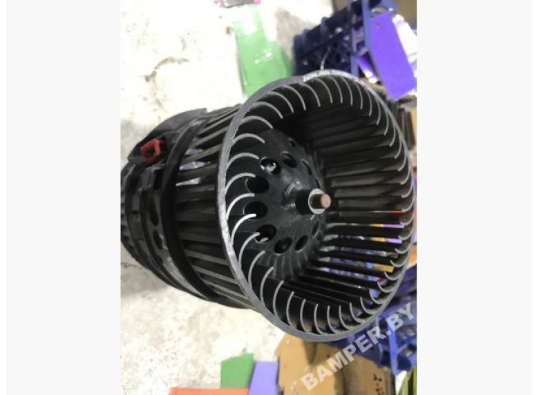 Моторчик печки к Renault Megane, 2010г.