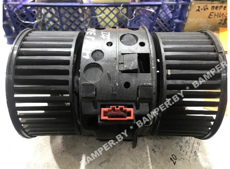 Моторчик печки к Renault Megane, 2010г.