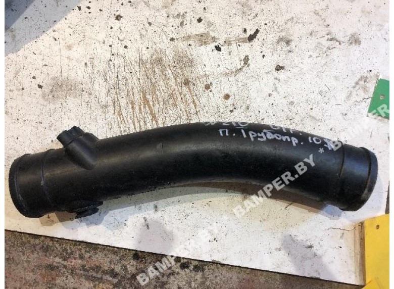Патрубок (трубопровод, шланг) к Mercedes E W210