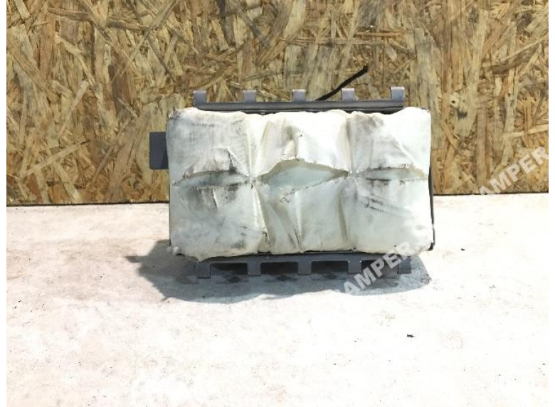 Подушка безопасности пассажира к Toyota Prius, 2005г.