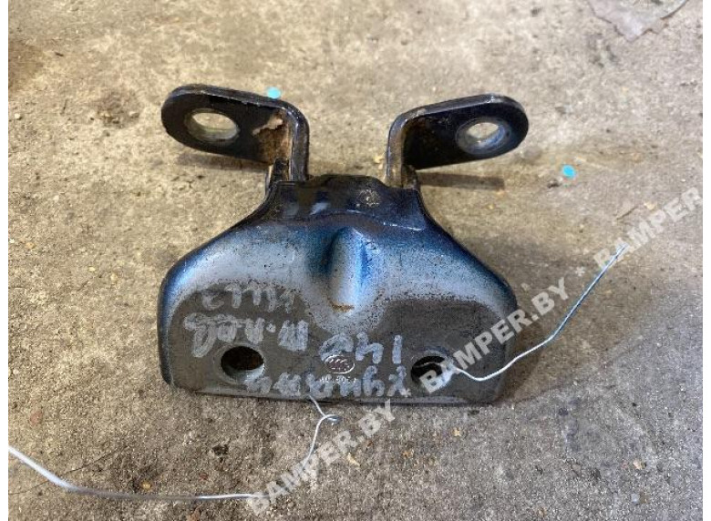 Петля двери задней левой к Hyundai i40, 2011г.