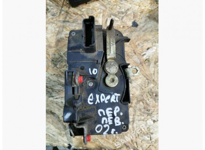 Замок двери передней левой к Peugeot Expert