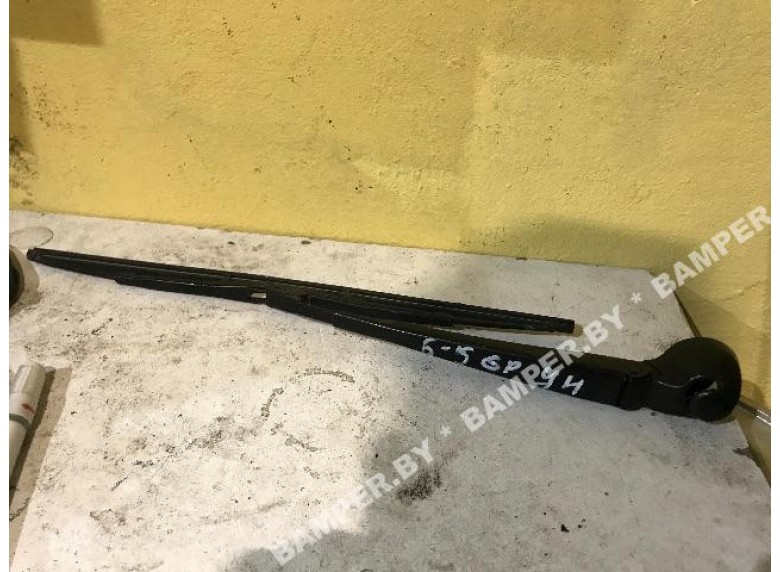 Щеткодержатель задний к Volkswagen Passat