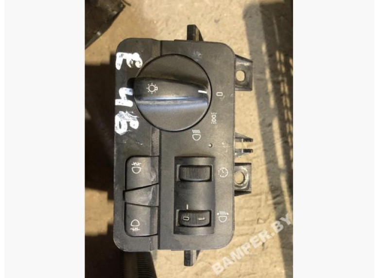 Переключатель света к BMW 3 E46, 2001г.