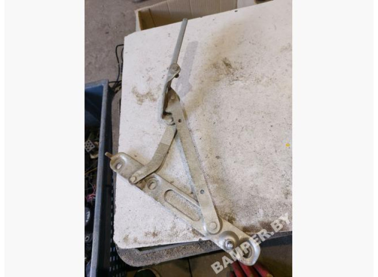 Петля крышки багажника к BMW 3 E36