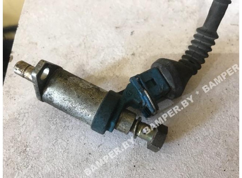 Форсунка к Audi 80