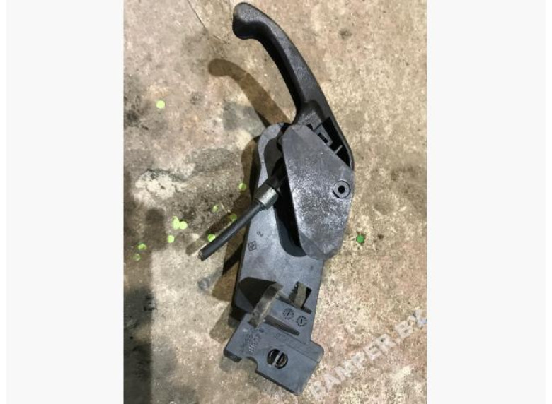 Ручка открывания капота к Renault Scenic, 2004г.