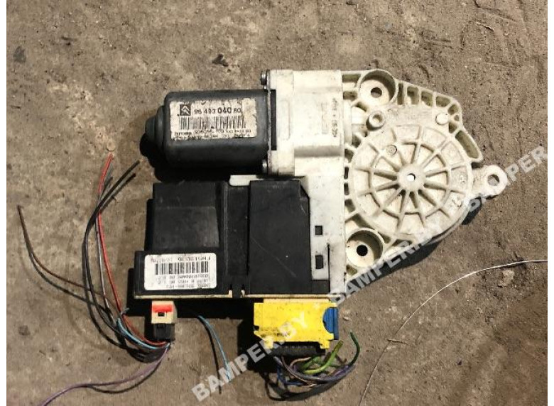 Моторчик стеклоподъемника передний правый к Citroen C5, 2006г.