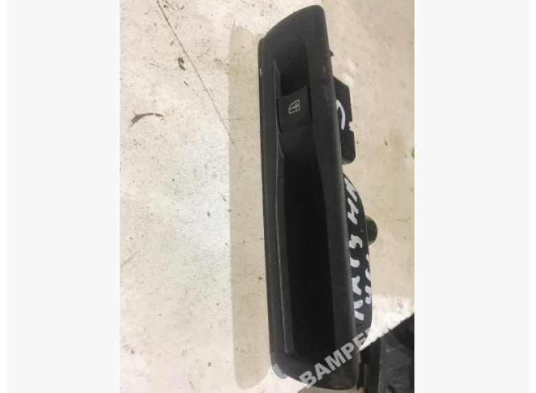 Кнопка стеклоподъемника к Renault Laguna, 2007г.