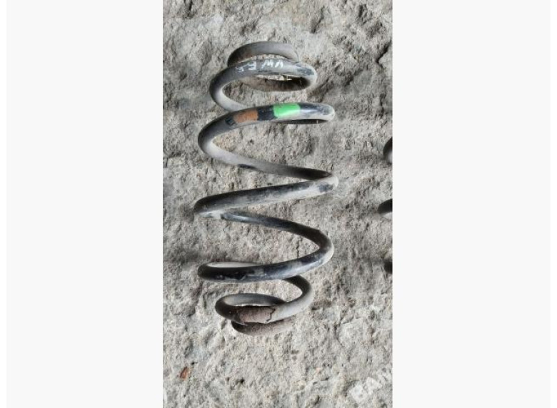 Пружина задняя к Volkswagen Passat, 1998г.