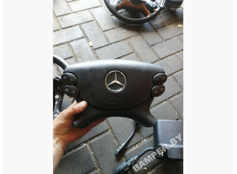 Подушка безопасности водителя к Mercedes CLK W209, 2008г.