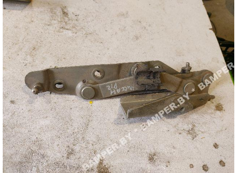 Петля крышки багажника к Nissan Primera, 2004г.