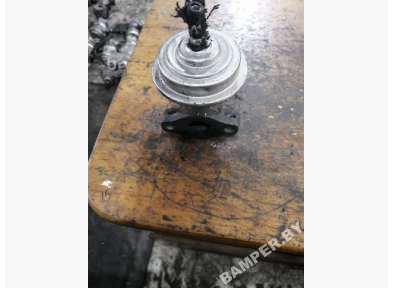 Клапан EGR к Volkswagen Passat, 1999г.