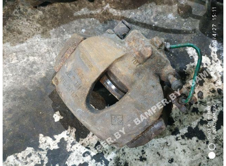 Суппорт передний левый к Renault Espace, 2004г.