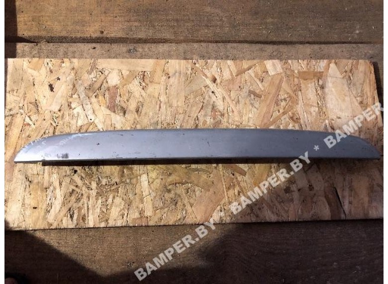 Накладка подсветки номера к Peugeot Partner