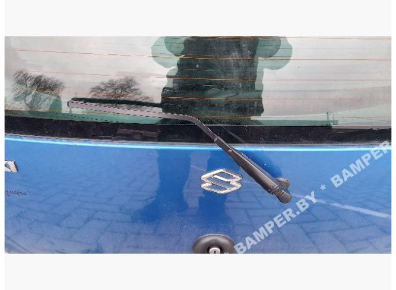 Щеткодержатель задний к Suzuki Wagon R, 2003г.